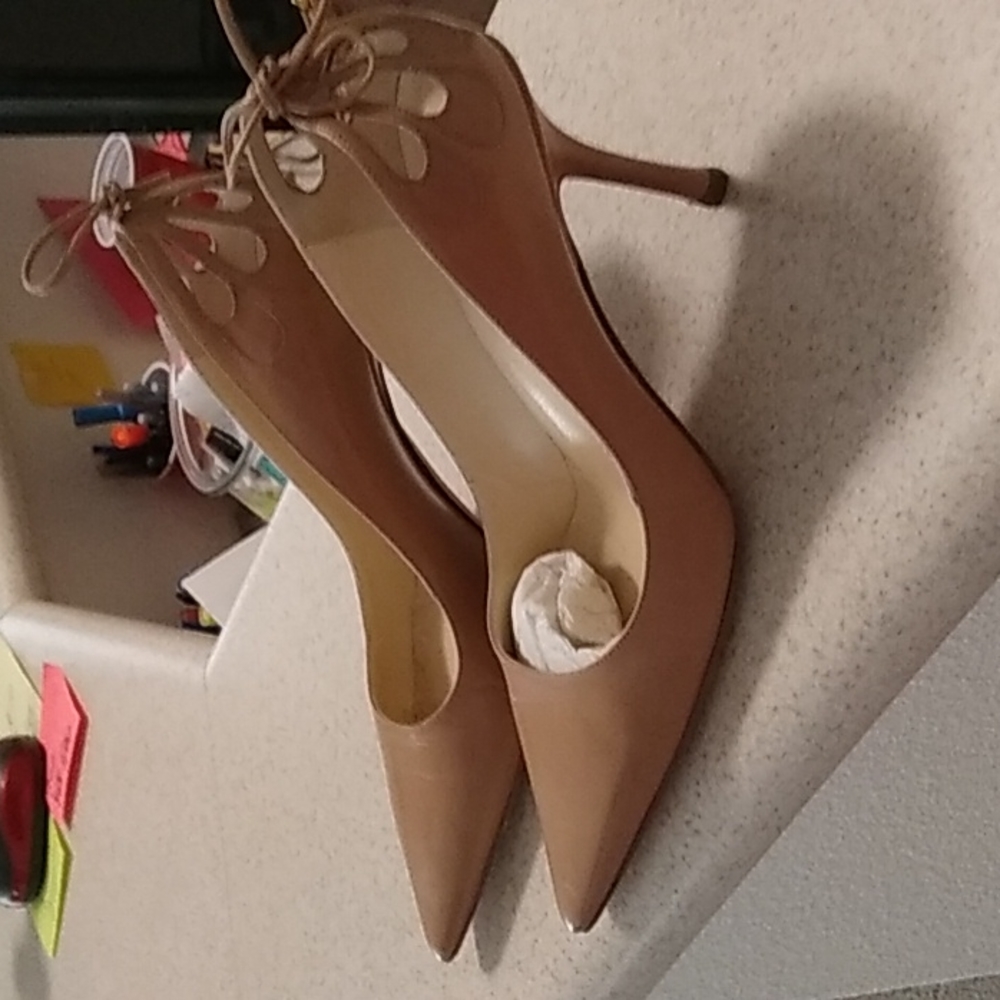 Beige kid leather  Jimmy Choo. Pumps size  39 1/2
